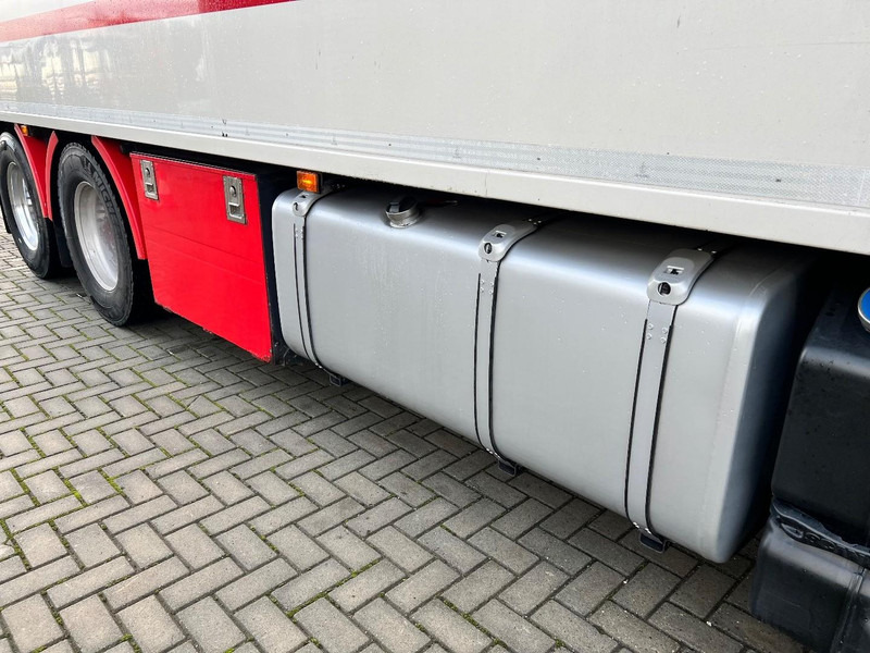 Scania S450 6x2 koelwagen Retarder / Dhollandia / Bloemenmaat - Refrigeraattori kuorma-auto: kuva Scania S450 6x2 koelwagen Retarder / Dhollandia / Bloemenmaat - Refrigeraattori kuorma-auto Scania S450 6x2 koelwagen Retarder / Dhollandia / Bloemenmaat - Refrigeraattori kuorma-auto: kuva Scania S450 6x2 koelwagen Retarder / Dhollandia / Bloemenmaat - Refrigeraattori kuorma-auto