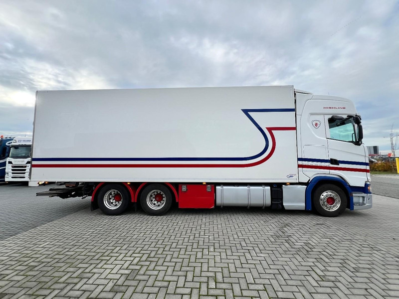 Scania S450 NGT 6x2 Koelwagen Retarder / Dhollandia / Bloenenmaat - Refrigeraattori kuorma-auto: kuva Scania S450 NGT 6x2 Koelwagen Retarder / Dhollandia / Bloenenmaat - Refrigeraattori kuorma-auto Scania S450 NGT 6x2 Koelwagen Retarder / Dhollandia / Bloenenmaat - Refrigeraattori kuorma-auto: kuva Scania S450 NGT 6x2 Koelwagen Retarder / Dhollandia / Bloenenmaat - Refrigeraattori kuorma-auto