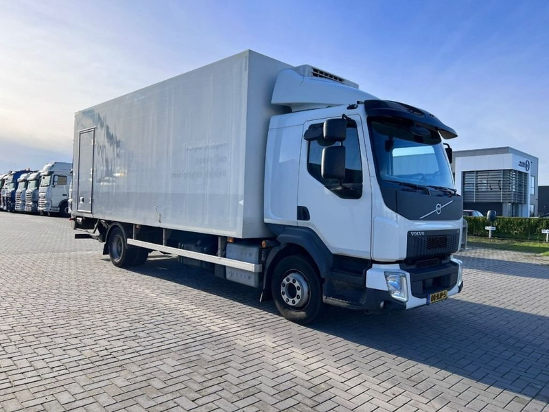 Volvo FL 250 4x2 Koelwagen Thermo king V600 / Tailgate Dhollandia 2000kg - Refrigeraattori kuorma-auto: kuva Volvo FL 250 4x2 Koelwagen Thermo king V600 / Tailgate Dhollandia 2000kg - Refrigeraattori kuorma-auto Volvo FL 250 4x2 Koelwagen Thermo king V600 / Tailgate Dhollandia 2000kg - Refrigeraattori kuorma-auto: kuva Volvo FL 250 4x2 Koelwagen Thermo king V600 / Tailgate Dhollandia 2000kg - Refrigeraattori kuorma-auto