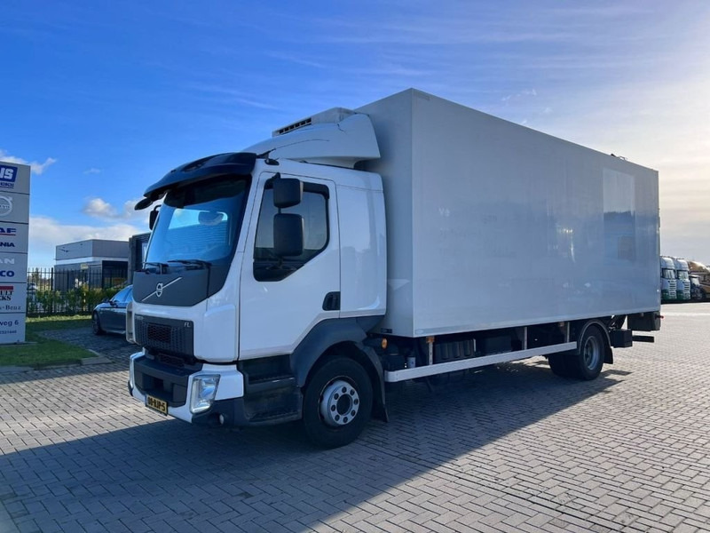 Volvo FL 250 4x2 Koelwagen Thermo king V600 / Tailgate Dhollandia 2000kg - Refrigeraattori kuorma-auto: kuva Volvo FL 250 4x2 Koelwagen Thermo king V600 / Tailgate Dhollandia 2000kg - Refrigeraattori kuorma-auto Volvo FL 250 4x2 Koelwagen Thermo king V600 / Tailgate Dhollandia 2000kg - Refrigeraattori kuorma-auto: kuva Volvo FL 250 4x2 Koelwagen Thermo king V600 / Tailgate Dhollandia 2000kg - Refrigeraattori kuorma-auto