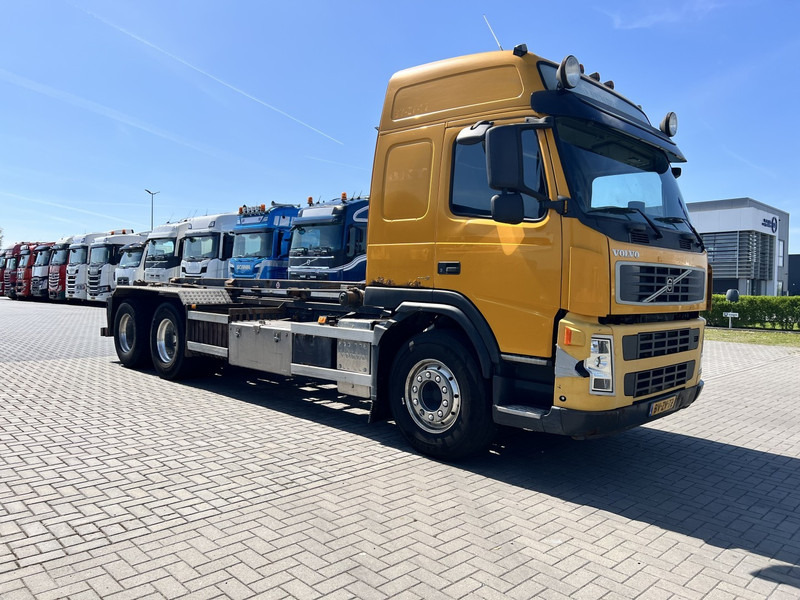 Volvo FM480 6X2 containersysteem Globetrotter / NCH systeem / 10 Tyres - Kuorma-auto - vaijerivaihtolava: kuva Volvo FM480 6X2 containersysteem Globetrotter / NCH systeem / 10 Tyres - Kuorma-auto - vaijerivaihtolava Volvo FM480 6X2 containersysteem Globetrotter / NCH systeem / 10 Tyres - Kuorma-auto - vaijerivaihtolava: kuva Volvo FM480 6X2 containersysteem Globetrotter / NCH systeem / 10 Tyres - Kuorma-auto - vaijerivaihtolava