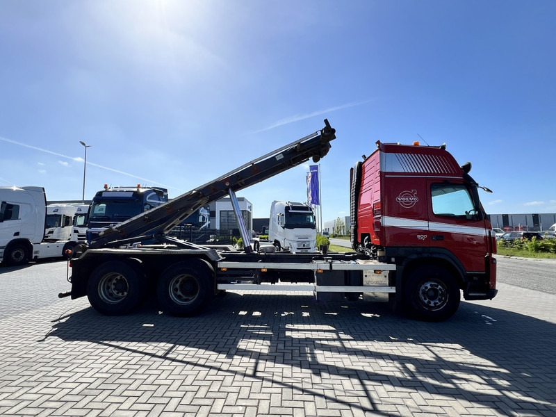 Volvo FM500 6x2 Containersysteem Globetrotter XL - Kuorma-auto - vaijerivaihtolava: kuva Volvo FM500 6x2 Containersysteem Globetrotter XL - Kuorma-auto - vaijerivaihtolava Volvo FM500 6x2 Containersysteem Globetrotter XL - Kuorma-auto - vaijerivaihtolava: kuva Volvo FM500 6x2 Containersysteem Globetrotter XL - Kuorma-auto - vaijerivaihtolava
