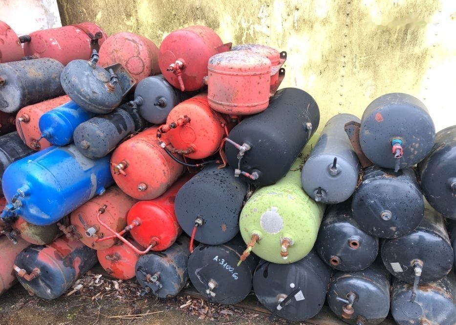 Butelii camion , cap tractor , semiremorca din dezmembrari DAF TGA - Jarruosat - Kuorma-auto: kuva Butelii camion , cap tractor , semiremorca din dezmembrari DAF TGA - Jarruosat - Kuorma-auto Butelii camion , cap tractor , semiremorca din dezmembrari DAF TGA - Jarruosat - Kuorma-auto: kuva Butelii camion , cap tractor , semiremorca din dezmembrari DAF TGA - Jarruosat - Kuorma-auto