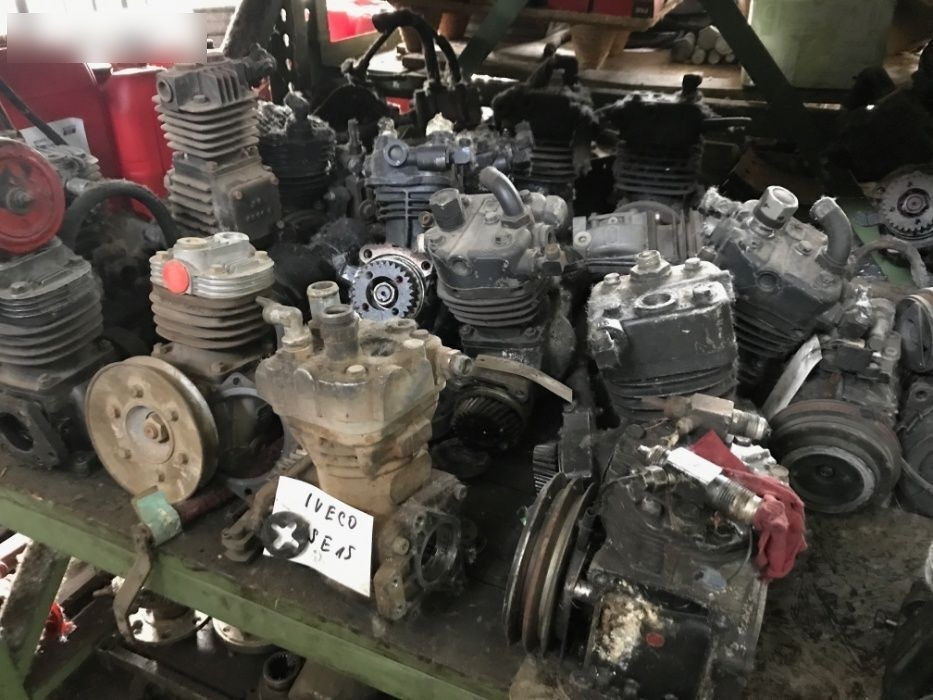 DAF Iveco, Man, Mercedes - Kompressori - Kuorma-auto: kuva DAF Iveco, Man, Mercedes - Kompressori - Kuorma-auto DAF Iveco, Man, Mercedes - Kompressori - Kuorma-auto: kuva DAF Iveco, Man, Mercedes - Kompressori - Kuorma-auto