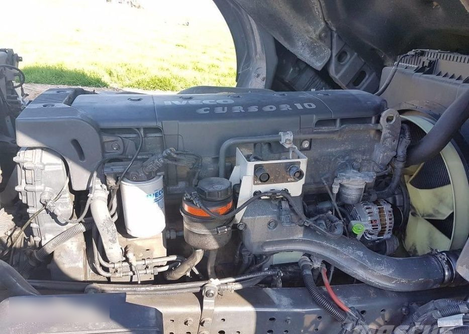 IVECO STRALIS truck - Moottori - Kuorma-auto: kuva  IVECO STRALIS truck - Moottori - Kuorma-auto IVECO STRALIS truck - Moottori - Kuorma-auto: kuva  IVECO STRALIS truck - Moottori - Kuorma-auto