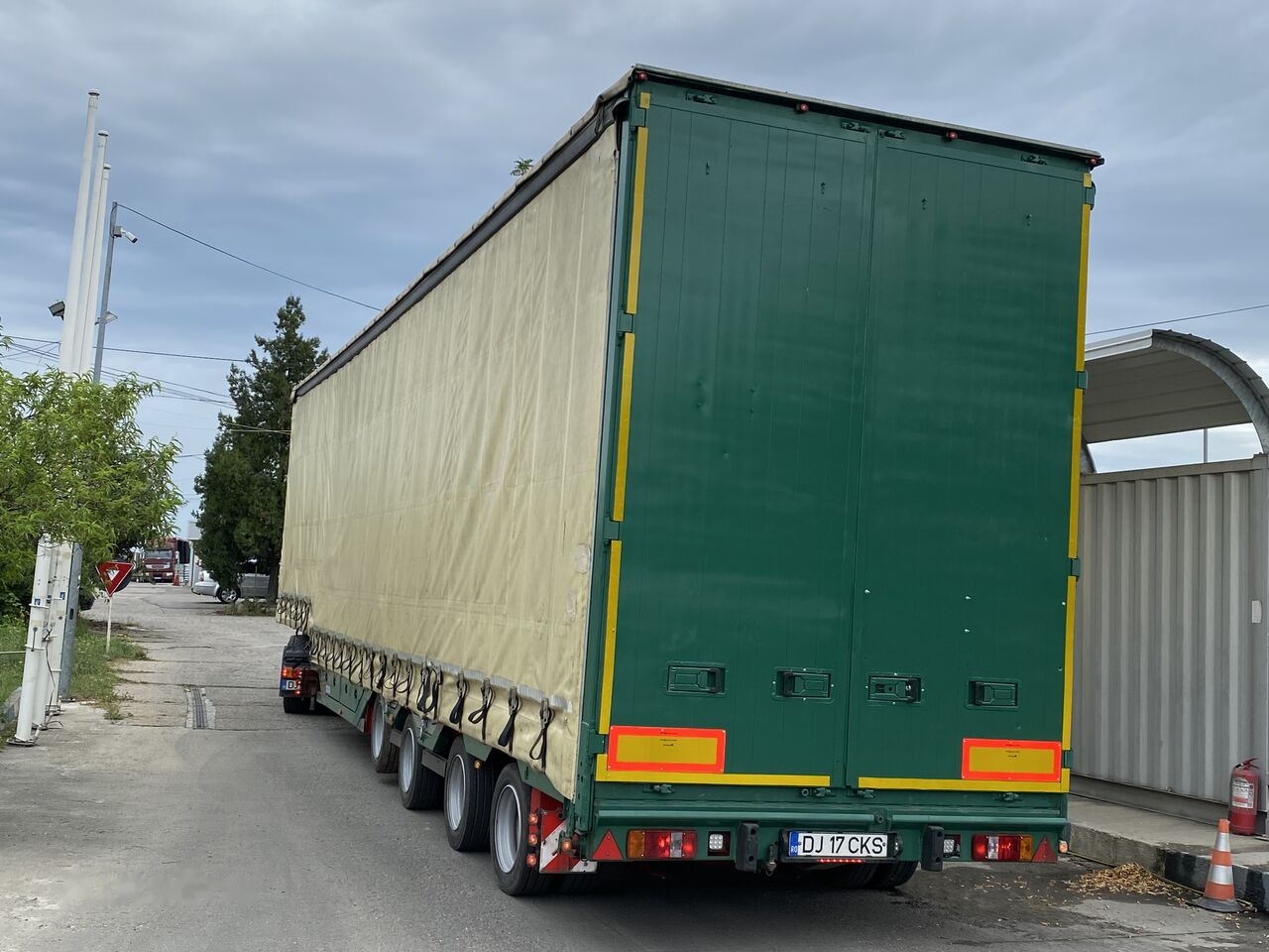 Leasing Meusburger Typ: MPG-4 - trailer combine / tractoare / vole - axe viratoare Meusburger Typ: MPG-4 - trailer combine / tractoare / vole - axe viratoare: kuva Leasing Meusburger Typ: MPG-4 - trailer combine / tractoare / vole - axe viratoare Meusburger Typ: MPG-4 - trailer combine / tractoare / vole - axe viratoare