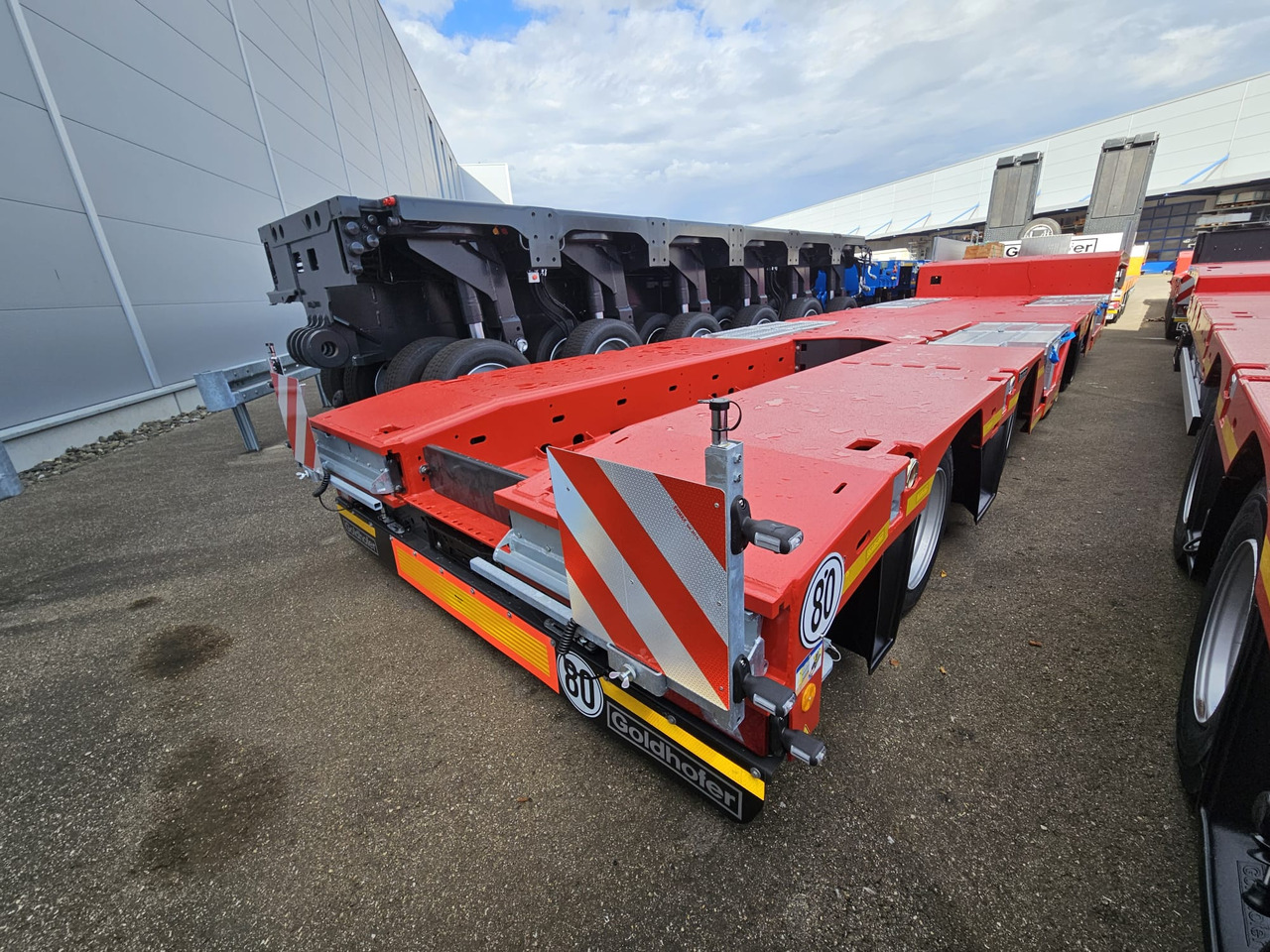 GOLDHOFER STN-L 4 (205) A RM2 "STEPSTAR" NEW - Apuvaunu puoliperävaunu: kuva GOLDHOFER STN-L 4 (205) A RM2 "STEPSTAR" NEW - Apuvaunu puoliperävaunu GOLDHOFER STN-L 4 (205) A RM2 "STEPSTAR" NEW - Apuvaunu puoliperävaunu: kuva GOLDHOFER STN-L 4 (205) A RM2 "STEPSTAR" NEW - Apuvaunu puoliperävaunu