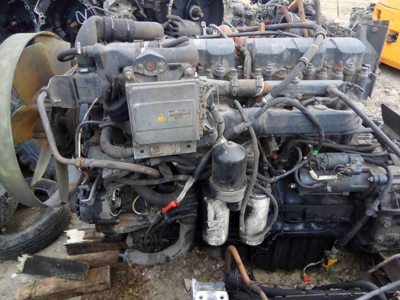 Renault E-TECH 440 Renault MAGNUM - Moottori - Kuorma-auto: kuva Renault E-TECH 440 Renault MAGNUM - Moottori - Kuorma-auto Renault E-TECH 440 Renault MAGNUM - Moottori - Kuorma-auto: kuva Renault E-TECH 440 Renault MAGNUM - Moottori - Kuorma-auto