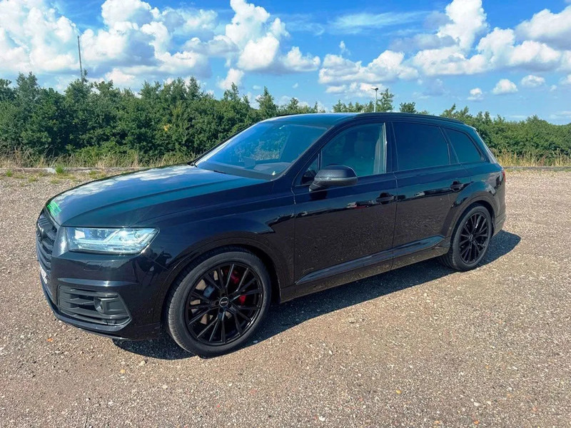 Audi SQ7 Black Edition. panoramo sun roof. . oil heater. head up display. 21" alu weels. night vision. B&O sound system. - Maasturi/ Katumaasturi: kuva Audi SQ7 Black Edition. panoramo sun roof. . oil heater. head up display. 21" alu weels. night vision. B&O sound system. - Maasturi/ Katumaasturi Audi SQ7 Black Edition. panoramo sun roof. . oil heater. head up display. 21" alu weels. night vision. B&O sound system. - Maasturi/ Katumaasturi: kuva Audi SQ7 Black Edition. panoramo sun roof. . oil heater. head up display. 21" alu weels. night vision. B&O sound system. - Maasturi/ Katumaasturi