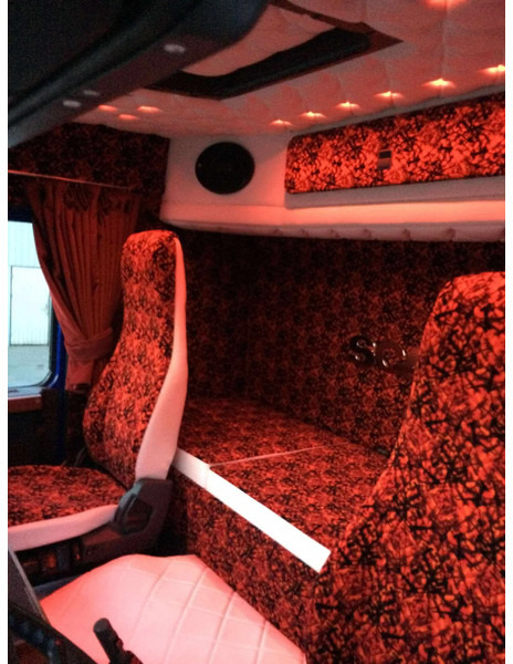 Scania R143-450 V8 - Vetopöytäauto: kuva Scania R143-450 V8 - Vetopöytäauto Scania R143-450 V8 - Vetopöytäauto: kuva Scania R143-450 V8 - Vetopöytäauto