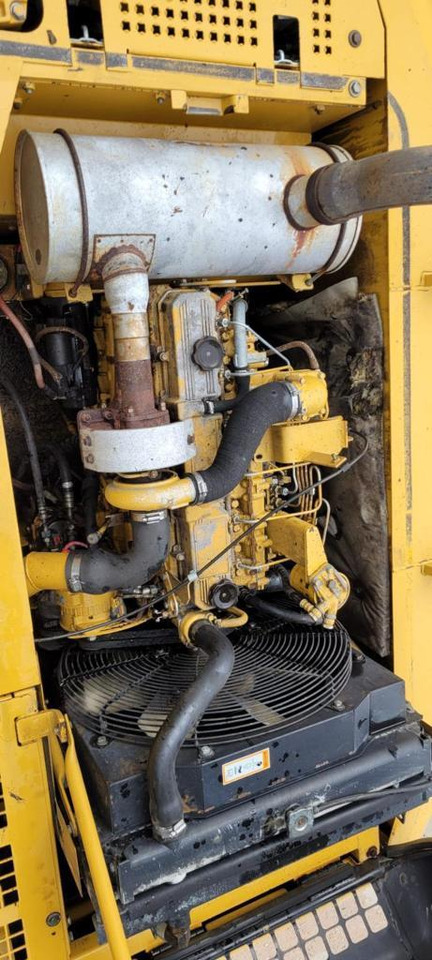 Telakaivukone Caterpillar 318BL: kuva Telakaivukone Caterpillar 318BL