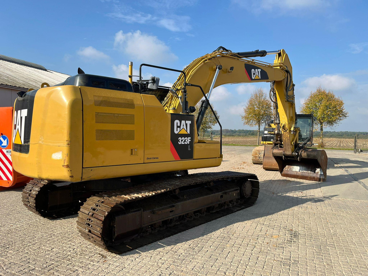 Caterpillar 323FL - Telakaivukone: kuva Caterpillar 323FL - Telakaivukone Caterpillar 323FL - Telakaivukone: kuva Caterpillar 323FL - Telakaivukone