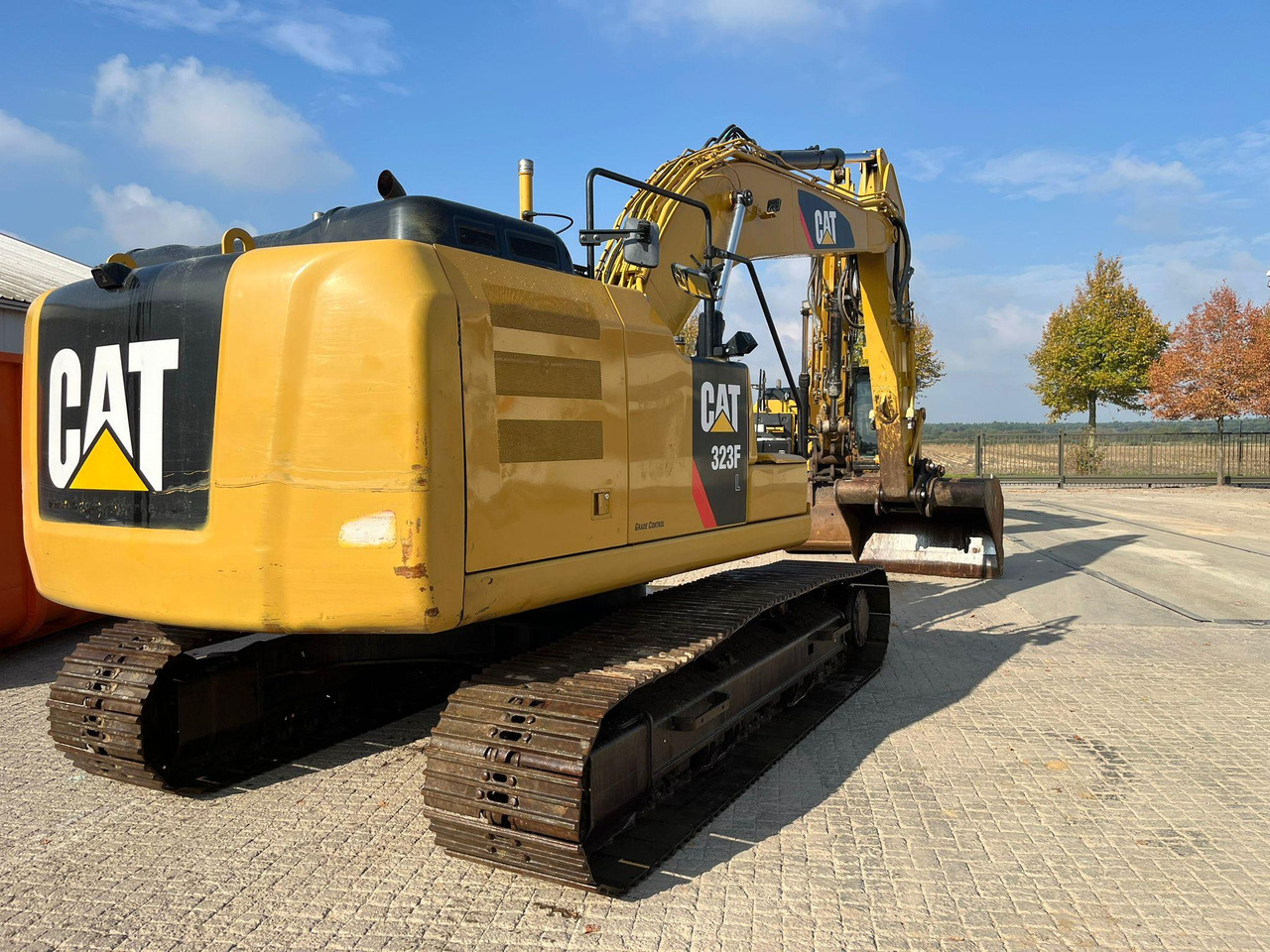 Caterpillar 323FL - Telakaivukone: kuva Caterpillar 323FL - Telakaivukone Caterpillar 323FL - Telakaivukone: kuva Caterpillar 323FL - Telakaivukone