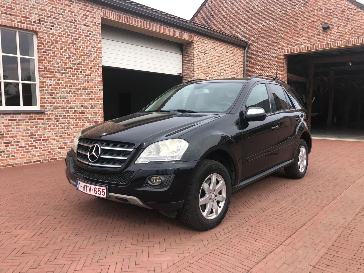 Mercedes ML 350 CDI - Henkilöauto: kuva Mercedes ML 350 CDI - Henkilöauto Mercedes ML 350 CDI - Henkilöauto: kuva Mercedes ML 350 CDI - Henkilöauto