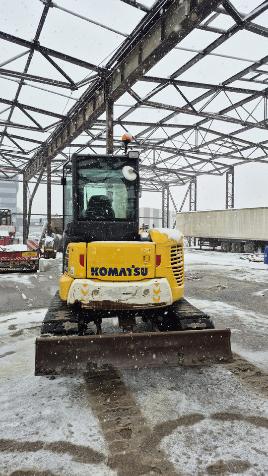 KOMATSU PC55MR-5 E0 - Minikuormaaja: kuva KOMATSU PC55MR-5 E0 - Minikuormaaja KOMATSU PC55MR-5 E0 - Minikuormaaja: kuva KOMATSU PC55MR-5 E0 - Minikuormaaja