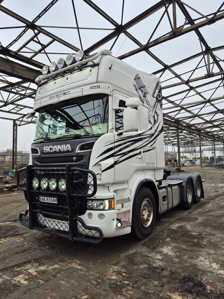 SCANIA R560 - Vetopöytäauto: kuva SCANIA R560 - Vetopöytäauto SCANIA R560 - Vetopöytäauto: kuva SCANIA R560 - Vetopöytäauto