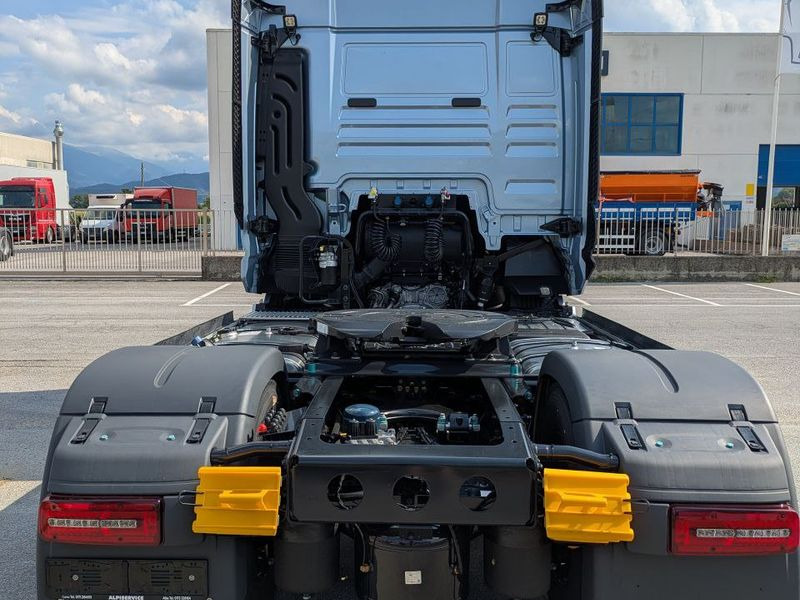 TRATTORE STRADALE MAN TGX 560hp NUOVO TGX 18.560 4x2 LL SA - Vetopöytäauto: kuva TRATTORE STRADALE MAN TGX 560hp NUOVO TGX 18.560 4x2 LL SA - Vetopöytäauto TRATTORE STRADALE MAN TGX 560hp NUOVO TGX 18.560 4x2 LL SA - Vetopöytäauto: kuva TRATTORE STRADALE MAN TGX 560hp NUOVO TGX 18.560 4x2 LL SA - Vetopöytäauto