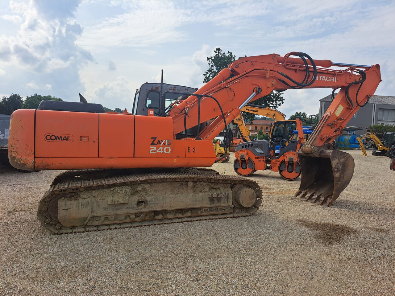 HITACHI HITACHI240 - Kaivuri: kuva HITACHI HITACHI240 - Kaivuri HITACHI HITACHI240 - Kaivuri: kuva HITACHI HITACHI240 - Kaivuri