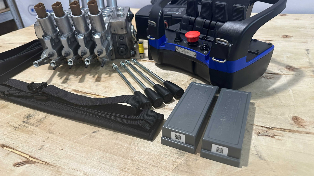 Set Scanreco G4 with Walvoil DPX100 Bandit Industries, DR Power Equipment - Kantojyrsin: kuva Set Scanreco G4 with Walvoil DPX100 Bandit Industries, DR Power Equipment - Kantojyrsin Set Scanreco G4 with Walvoil DPX100 Bandit Industries, DR Power Equipment - Kantojyrsin: kuva Set Scanreco G4 with Walvoil DPX100 Bandit Industries, DR Power Equipment - Kantojyrsin