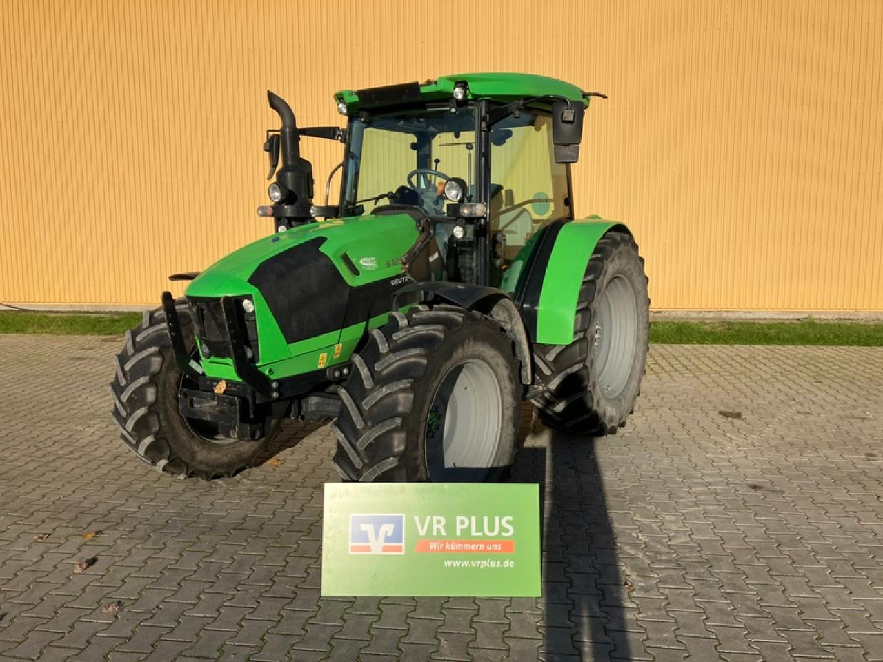 Deutz-Fahr 5120 GS - Traktori: kuva Deutz-Fahr 5120 GS - Traktori Deutz-Fahr 5120 GS - Traktori: kuva Deutz-Fahr 5120 GS - Traktori