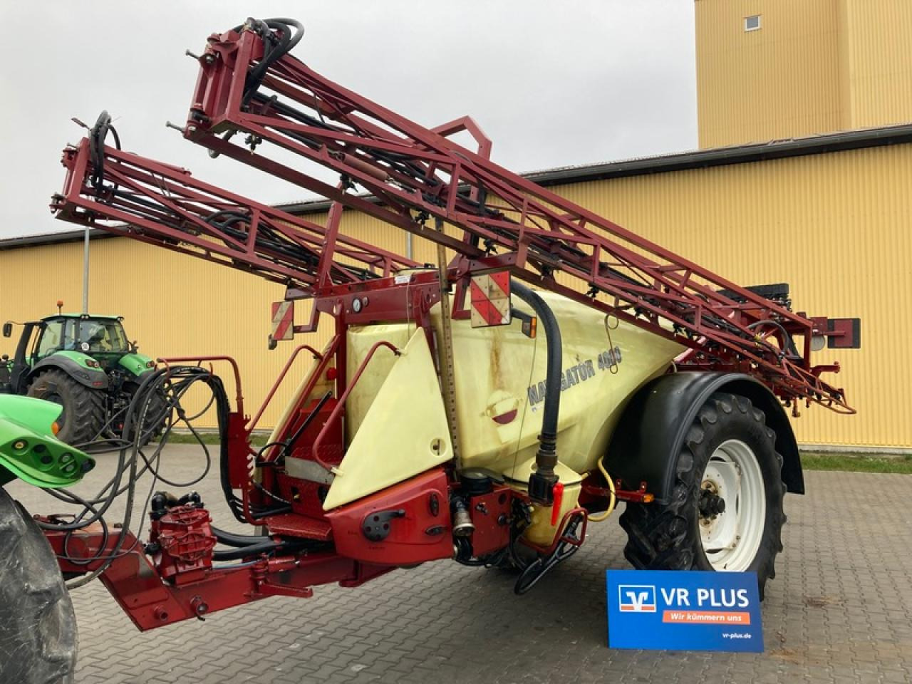 Hardi NAVIGATOR 4000L 27M - Hinattava kasvinsuojeluruisku: kuva Hardi NAVIGATOR 4000L 27M - Hinattava kasvinsuojeluruisku Hardi NAVIGATOR 4000L 27M - Hinattava kasvinsuojeluruisku: kuva Hardi NAVIGATOR 4000L 27M - Hinattava kasvinsuojeluruisku