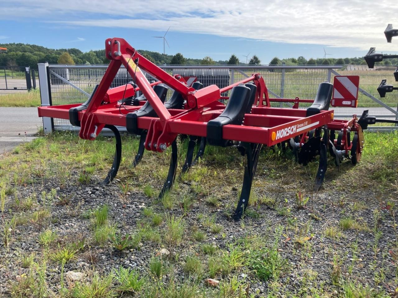 Horsch TERRANO 3 FX ROLLFLEXPACKER - Kultivaattori: kuva Horsch TERRANO 3 FX ROLLFLEXPACKER - Kultivaattori Horsch TERRANO 3 FX ROLLFLEXPACKER - Kultivaattori: kuva Horsch TERRANO 3 FX ROLLFLEXPACKER - Kultivaattori