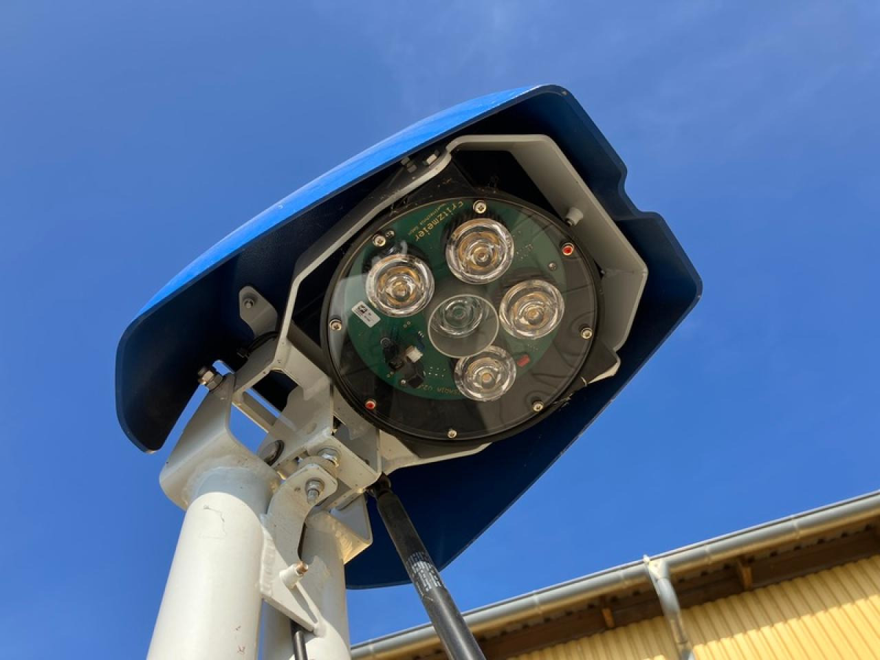 ISARIA PRO ACTIVE N-SENSOR - Navigointijärjestelmä: kuva ISARIA PRO ACTIVE N-SENSOR - Navigointijärjestelmä ISARIA PRO ACTIVE N-SENSOR - Navigointijärjestelmä: kuva ISARIA PRO ACTIVE N-SENSOR - Navigointijärjestelmä