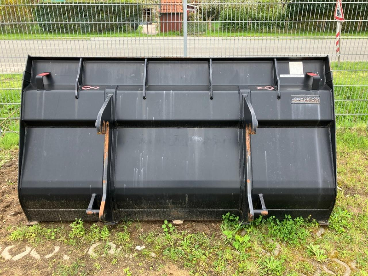 JCB LSB LEICHTGUTSCHAUFEL JCB Q-FIT - Kauha: kuva JCB LSB LEICHTGUTSCHAUFEL JCB Q-FIT - Kauha JCB LSB LEICHTGUTSCHAUFEL JCB Q-FIT - Kauha: kuva JCB LSB LEICHTGUTSCHAUFEL JCB Q-FIT - Kauha