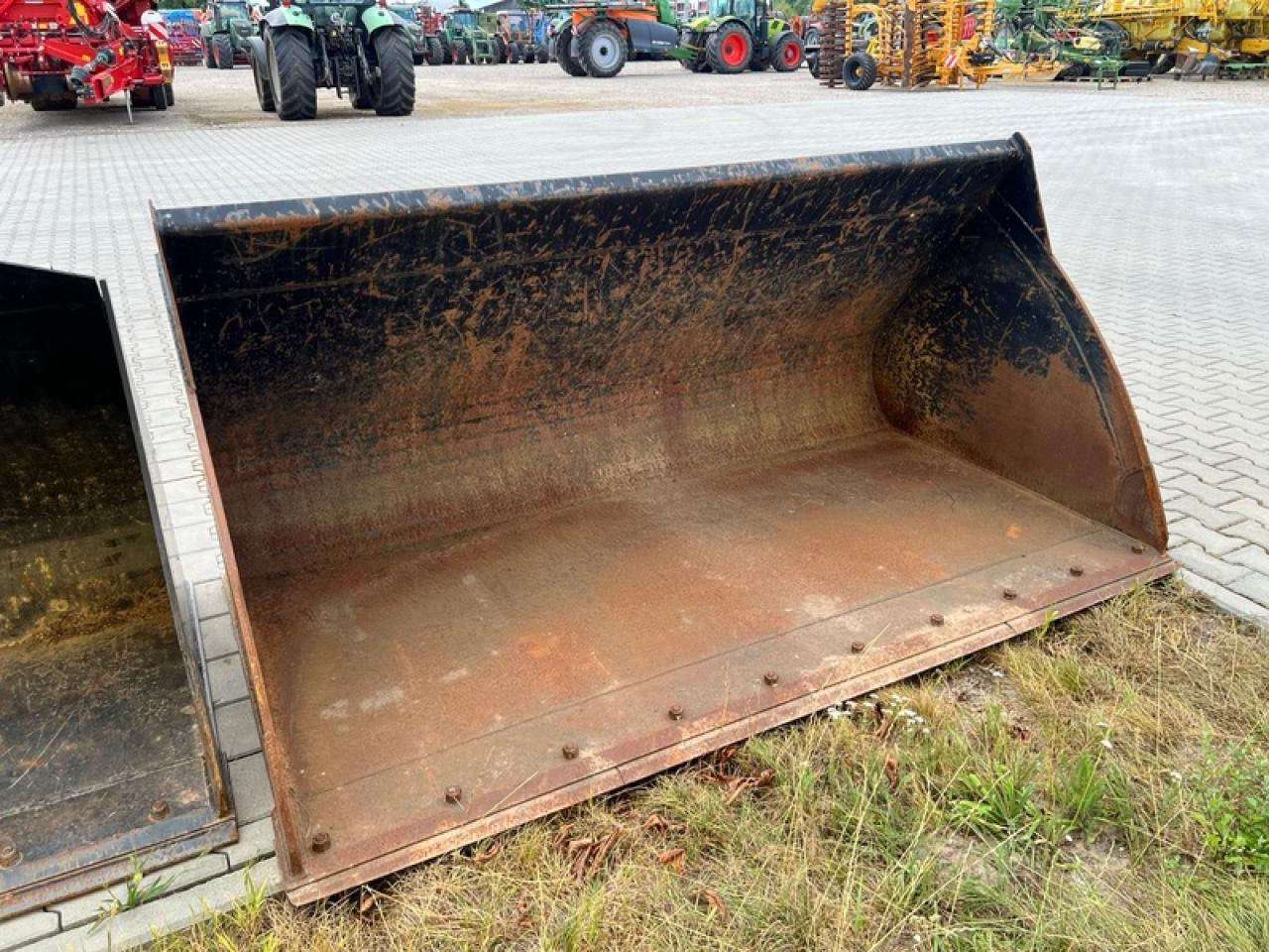 JCB LSB LEICHTGUTSCHAUFEL JCB Q-FIT - Kauha: kuva JCB LSB LEICHTGUTSCHAUFEL JCB Q-FIT - Kauha JCB LSB LEICHTGUTSCHAUFEL JCB Q-FIT - Kauha: kuva JCB LSB LEICHTGUTSCHAUFEL JCB Q-FIT - Kauha