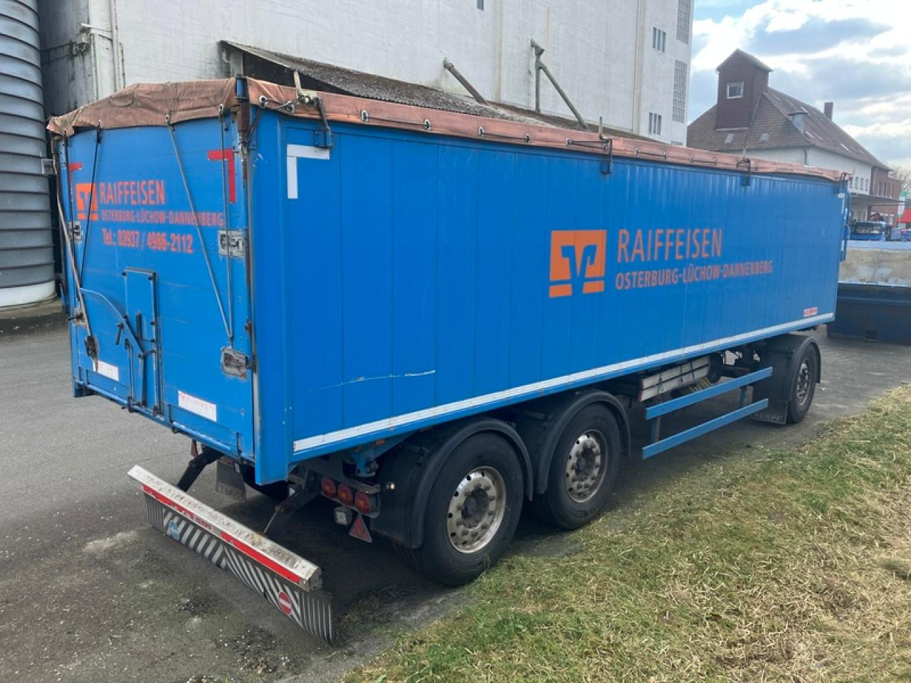 KEMPF HK 24 3-ACHS-KIPPANHÄNGER - Kippiauto perävaunu: kuva KEMPF HK 24 3-ACHS-KIPPANHÄNGER - Kippiauto perävaunu KEMPF HK 24 3-ACHS-KIPPANHÄNGER - Kippiauto perävaunu: kuva KEMPF HK 24 3-ACHS-KIPPANHÄNGER - Kippiauto perävaunu