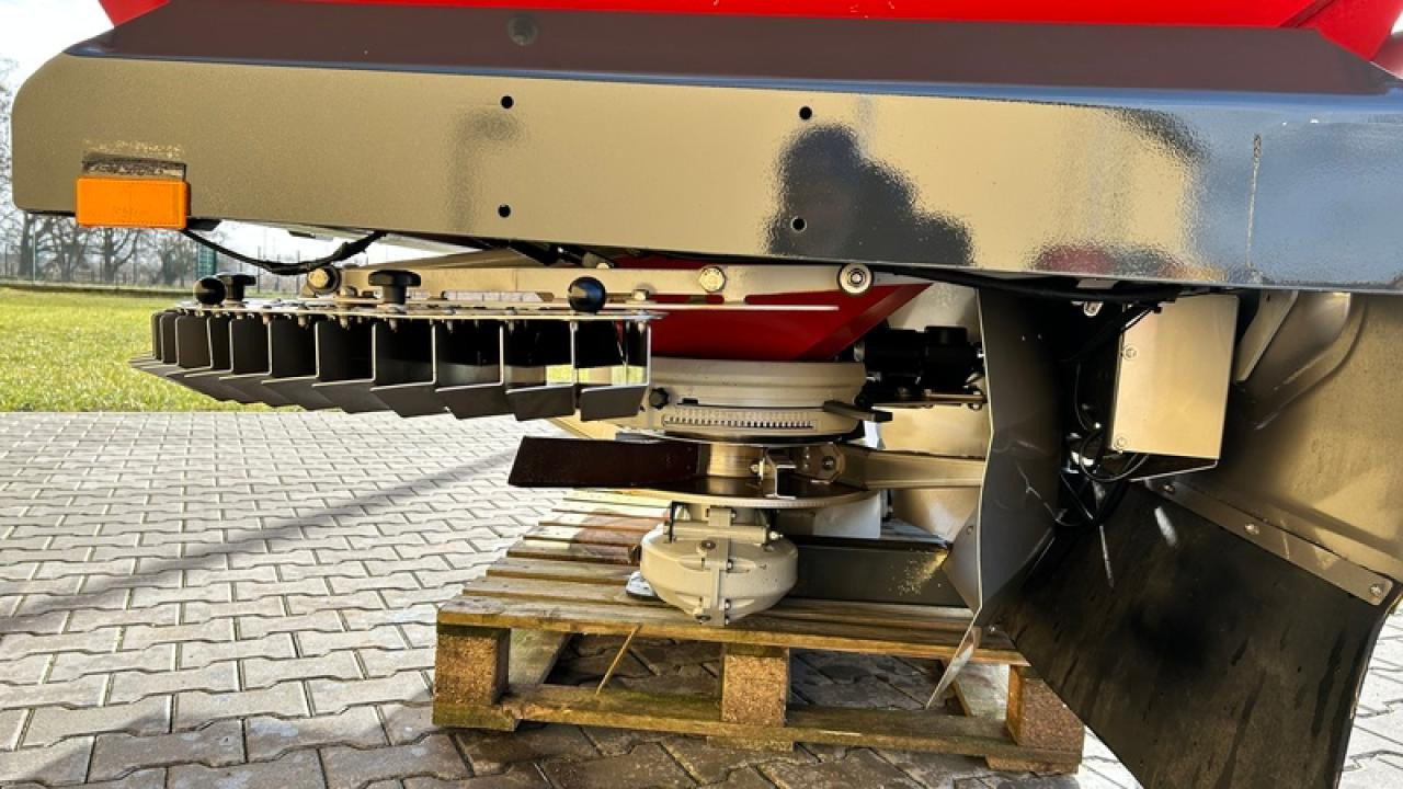 Kverneland EXACTA TL 4500L PLATINE NEU - Lannoitteenlevitin: kuva Kverneland EXACTA TL 4500L PLATINE NEU - Lannoitteenlevitin Kverneland EXACTA TL 4500L PLATINE NEU - Lannoitteenlevitin: kuva Kverneland EXACTA TL 4500L PLATINE NEU - Lannoitteenlevitin