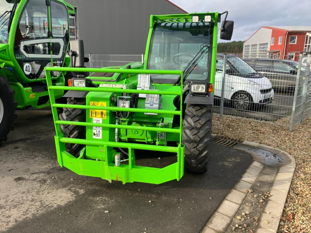 Merlo P27.6 PLUSAKTION - Kurottaja: kuva Merlo P27.6 PLUSAKTION - Kurottaja Merlo P27.6 PLUSAKTION - Kurottaja: kuva Merlo P27.6 PLUSAKTION - Kurottaja