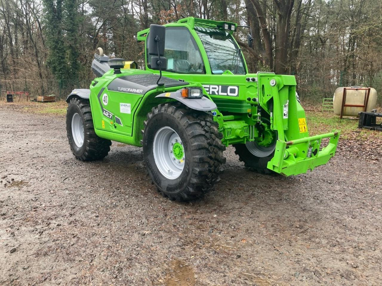 Merlo TF 42.7-145 - Kurottaja: kuva Merlo TF 42.7-145 - Kurottaja Merlo TF 42.7-145 - Kurottaja: kuva Merlo TF 42.7-145 - Kurottaja