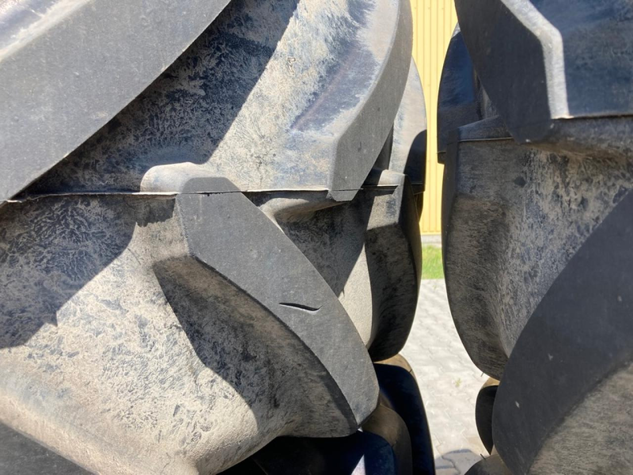 Michelin 620/70R26 VF CFO+ ZU JCB TM 420 - Rengas: kuva Michelin 620/70R26 VF CFO+ ZU JCB TM 420 - Rengas Michelin 620/70R26 VF CFO+ ZU JCB TM 420 - Rengas: kuva Michelin 620/70R26 VF CFO+ ZU JCB TM 420 - Rengas