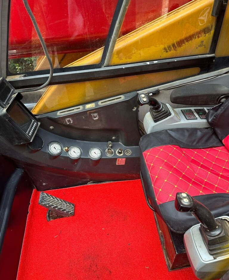 Ajoneuvonosturi Sany STC250 STC500 STC800 25 50 80 100 truck crane for sale: kuva Ajoneuvonosturi Sany STC250 STC500 STC800 25 50 80 100 truck crane for sale