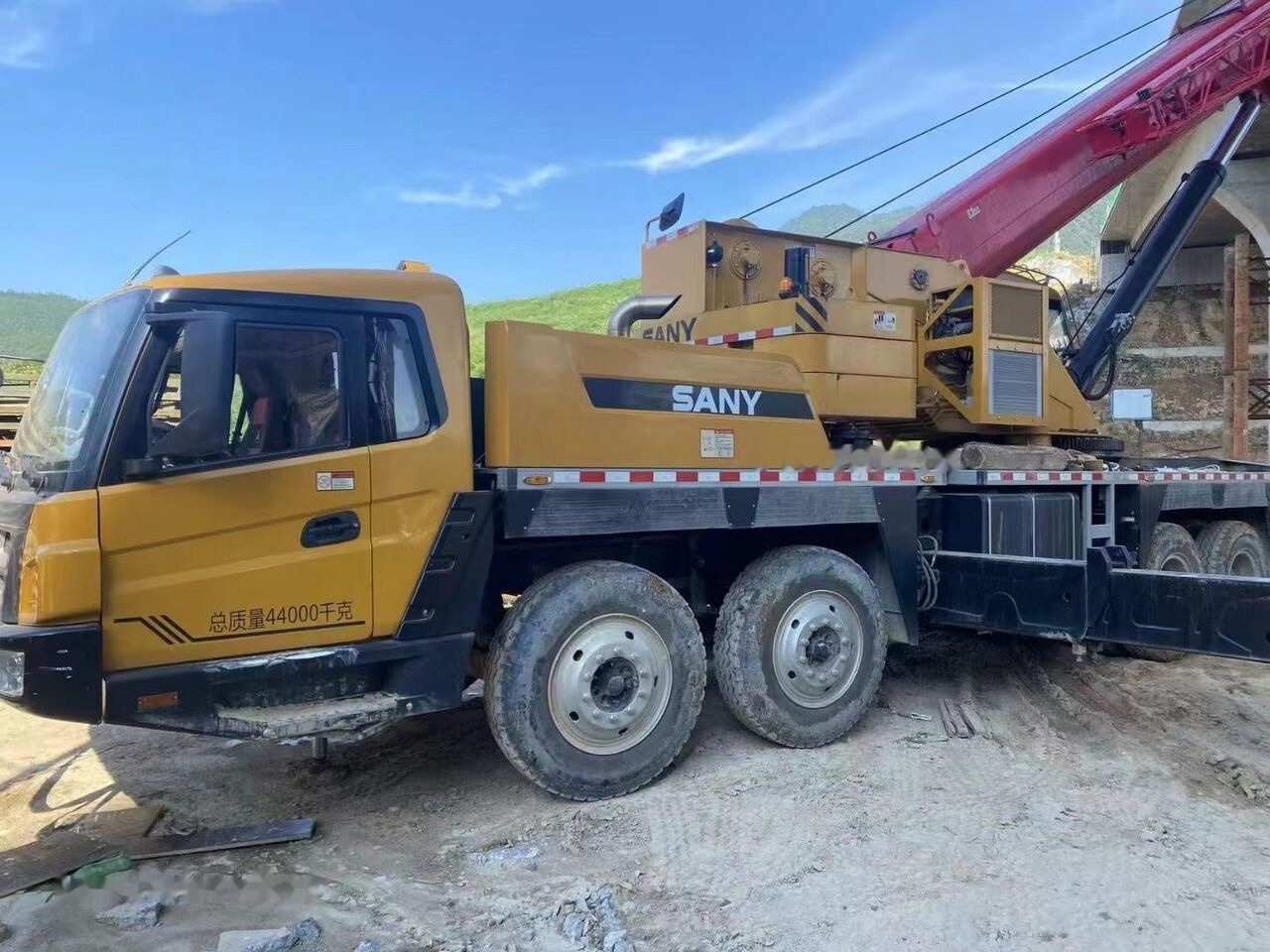 Sany STC550 50t 60t 80t 100t truck crane - Ajoneuvonosturi: kuva Sany STC550 50t 60t 80t 100t truck crane - Ajoneuvonosturi Sany STC550 50t 60t 80t 100t truck crane - Ajoneuvonosturi: kuva Sany STC550 50t 60t 80t 100t truck crane - Ajoneuvonosturi