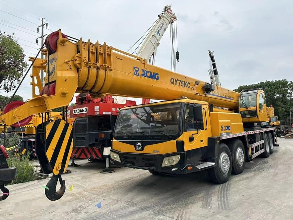 XCMG QY70KC QY75KC QY75K 70T 75 80t 70ton 75ton 80ton - Ajoneuvonosturi: kuva XCMG QY70KC QY75KC QY75K 70T 75 80t 70ton 75ton 80ton - Ajoneuvonosturi XCMG QY70KC QY75KC QY75K 70T 75 80t 70ton 75ton 80ton - Ajoneuvonosturi: kuva XCMG QY70KC QY75KC QY75K 70T 75 80t 70ton 75ton 80ton - Ajoneuvonosturi