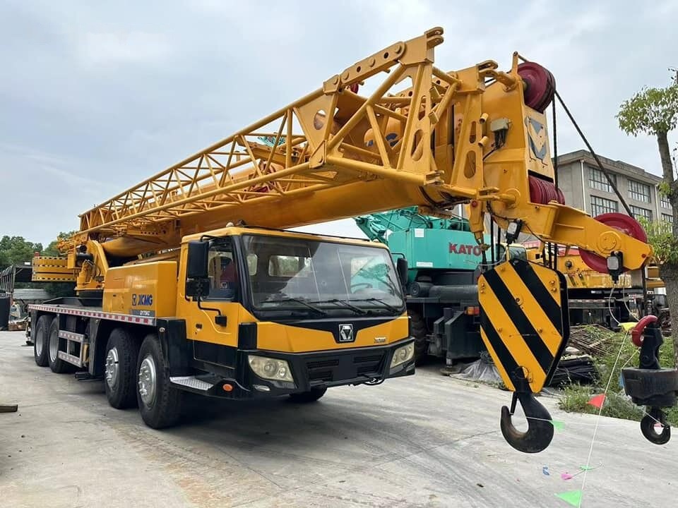 XCMG QY75KC XCT75 75T 75ton 70ton 80ton 50 100 - Ajoneuvonosturi: kuva XCMG QY75KC XCT75 75T 75ton 70ton 80ton 50 100 - Ajoneuvonosturi XCMG QY75KC XCT75 75T 75ton 70ton 80ton 50 100 - Ajoneuvonosturi: kuva XCMG QY75KC XCT75 75T 75ton 70ton 80ton 50 100 - Ajoneuvonosturi