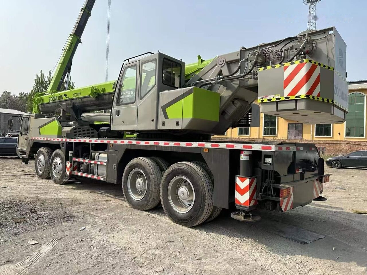 Zoomlion ZTC700V ZTC800V ZTC900V 50T 70T 80T 100T - Ajoneuvonosturi: kuva Zoomlion ZTC700V ZTC800V ZTC900V 50T 70T 80T 100T - Ajoneuvonosturi Zoomlion ZTC700V ZTC800V ZTC900V 50T 70T 80T 100T - Ajoneuvonosturi: kuva Zoomlion ZTC700V ZTC800V ZTC900V 50T 70T 80T 100T - Ajoneuvonosturi