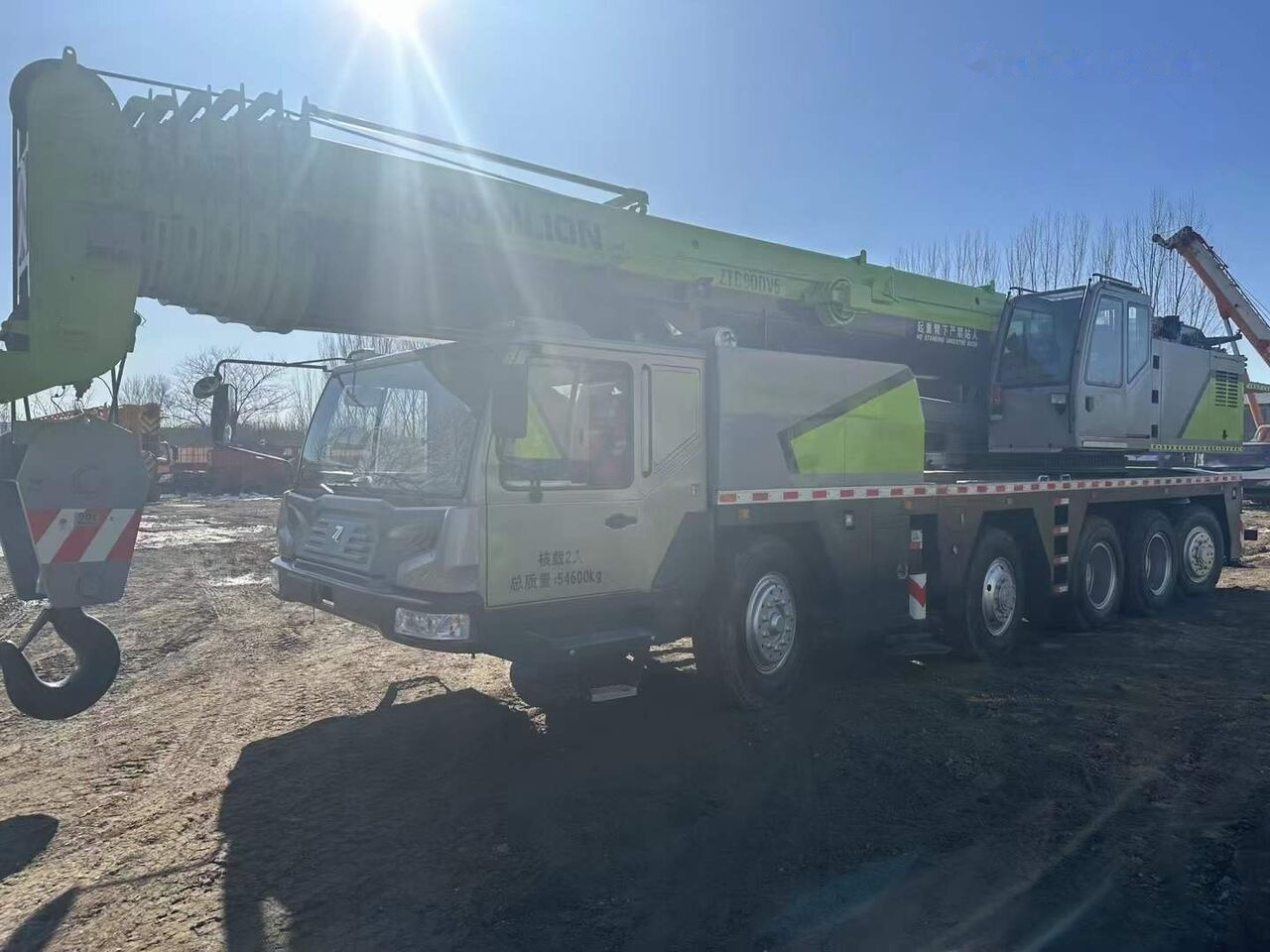 Zoomlion ZTC900V 90T 90ton 80ton 100ton - Ajoneuvonosturi: kuva Zoomlion ZTC900V 90T 90ton 80ton 100ton - Ajoneuvonosturi Zoomlion ZTC900V 90T 90ton 80ton 100ton - Ajoneuvonosturi: kuva Zoomlion ZTC900V 90T 90ton 80ton 100ton - Ajoneuvonosturi