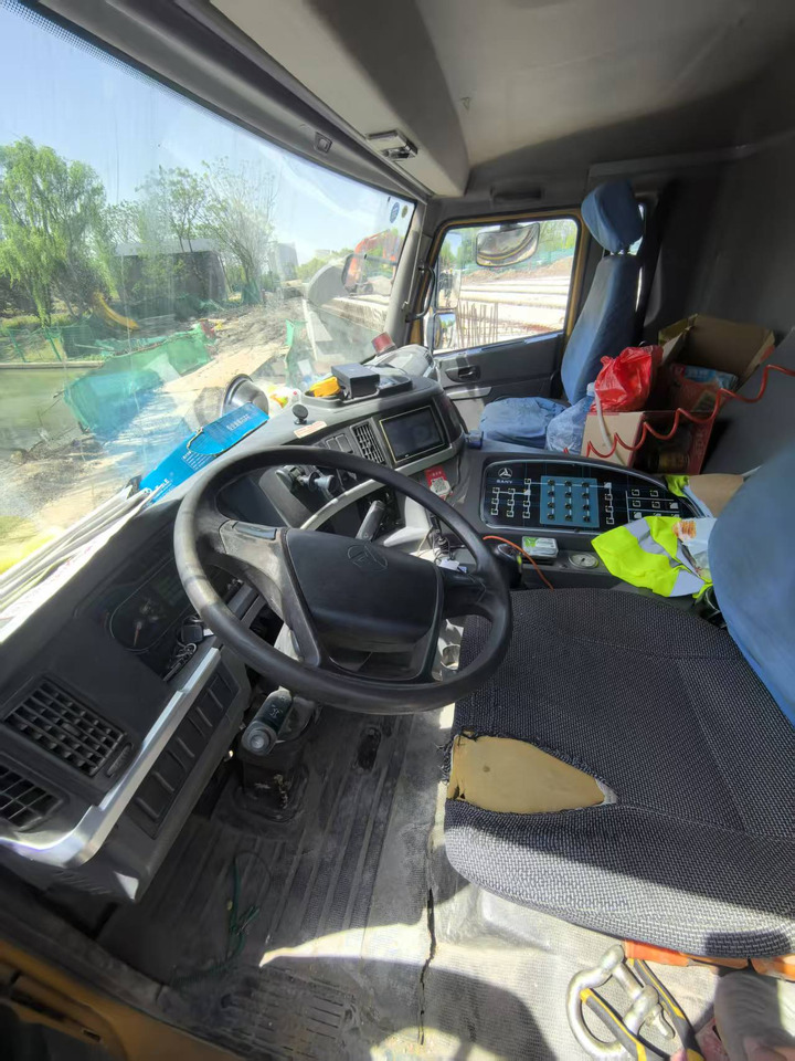 Sany xcmg zoomlion stc sac QY - Ajoneuvonosturi: kuva sany xcmg zoomlion stc sac QY - Ajoneuvonosturi Sany xcmg zoomlion stc sac QY - Ajoneuvonosturi: kuva sany xcmg zoomlion stc sac QY - Ajoneuvonosturi