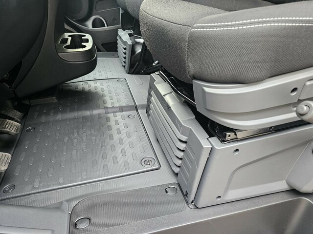 FIAT Ducato 35 140 Serie10-9.2 L2H1 Premium Kabine - Pakettiauto: kuva FIAT Ducato 35 140 Serie10-9.2 L2H1 Premium Kabine - Pakettiauto FIAT Ducato 35 140 Serie10-9.2 L2H1 Premium Kabine - Pakettiauto: kuva FIAT Ducato 35 140 Serie10-9.2 L2H1 Premium Kabine - Pakettiauto