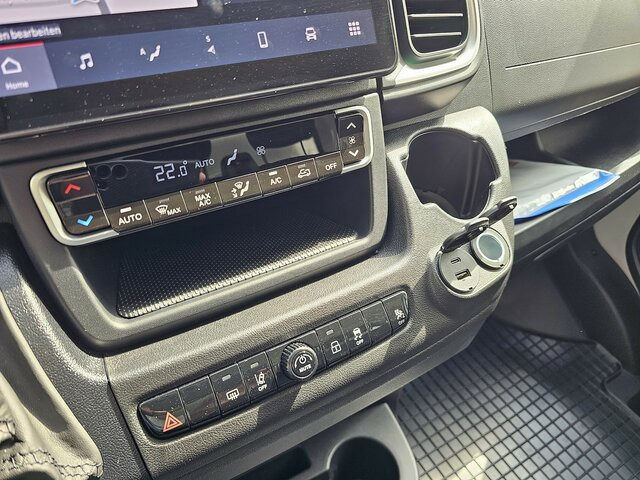 Jakeluauto FIAT Ducato MAXI 35 180 Koffer 4,9 Seitentüre LED: kuva Jakeluauto FIAT Ducato MAXI 35 180 Koffer 4,9 Seitentüre LED