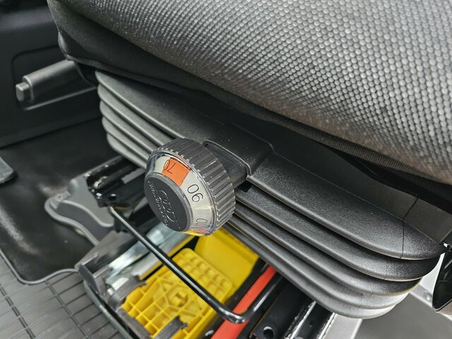 IVECO Daily 35S18HA8V DOKA Hi-Matic 12m³ L2H2 7 Sitze... - Pakettiauto, Jatko-ohjaamo kevyt kuorma-auto: kuva IVECO Daily 35S18HA8V DOKA Hi-Matic 12m³ L2H2 7 Sitze... - Pakettiauto, Jatko-ohjaamo kevyt kuorma-auto IVECO Daily 35S18HA8V DOKA Hi-Matic 12m³ L2H2 7 Sitze... - Pakettiauto, Jatko-ohjaamo kevyt kuorma-auto: kuva IVECO Daily 35S18HA8V DOKA Hi-Matic 12m³ L2H2 7 Sitze... - Pakettiauto, Jatko-ohjaamo kevyt kuorma-auto