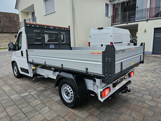 FIAT Ducato L2 MAXI 180 Dreiseitenkipper AHK Kamera... - Kuorma-auto: kuva FIAT Ducato L2 MAXI 180 Dreiseitenkipper AHK Kamera... - Kuorma-auto FIAT Ducato L2 MAXI 180 Dreiseitenkipper AHK Kamera... - Kuorma-auto: kuva FIAT Ducato L2 MAXI 180 Dreiseitenkipper AHK Kamera... - Kuorma-auto