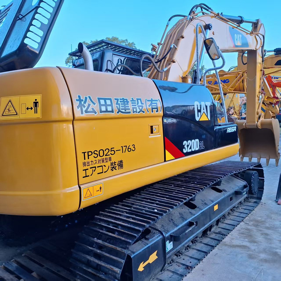 CAT 320D2L Excavator - Telakaivukone: kuva CAT 320D2L Excavator - Telakaivukone CAT 320D2L Excavator - Telakaivukone: kuva CAT 320D2L Excavator - Telakaivukone