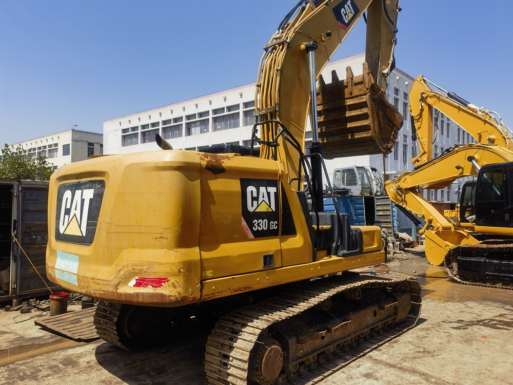 CAT 330GC Excavator - Telakaivukone: kuva  CAT 330GC Excavator - Telakaivukone CAT 330GC Excavator - Telakaivukone: kuva  CAT 330GC Excavator - Telakaivukone