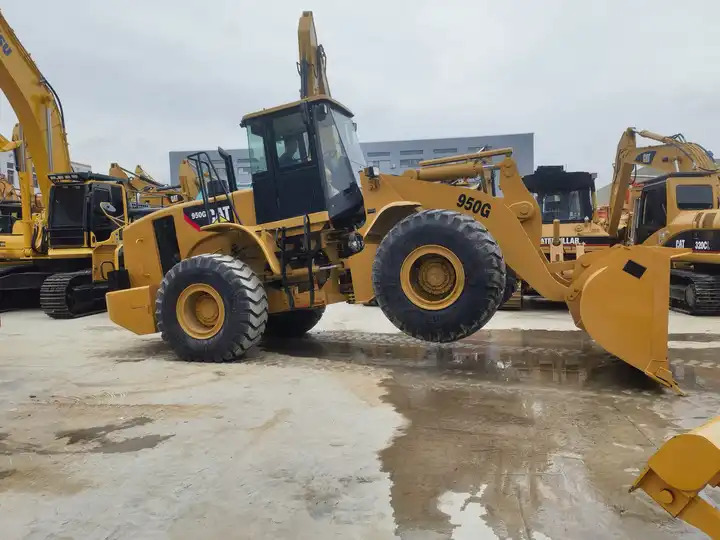 CAT 950G - Pyöräkuormaaja: kuva CAT 950G - Pyöräkuormaaja CAT 950G - Pyöräkuormaaja: kuva CAT 950G - Pyöräkuormaaja