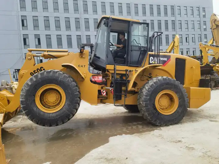 CAT 950G - Pyöräkuormaaja: kuva CAT 950G - Pyöräkuormaaja CAT 950G - Pyöräkuormaaja: kuva CAT 950G - Pyöräkuormaaja