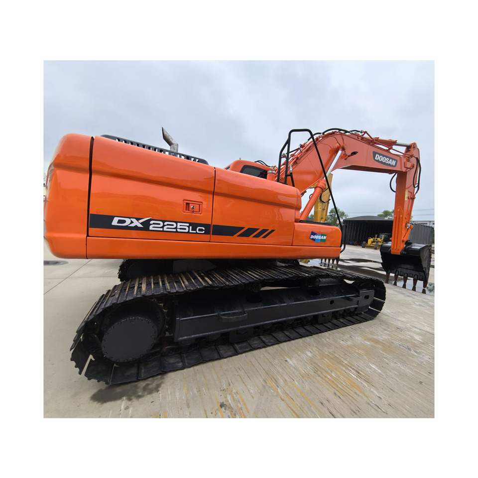 DOOSAN Doosan DX225LC Crawler excavator - Telakaivukone: kuva DOOSAN Doosan DX225LC Crawler excavator - Telakaivukone DOOSAN Doosan DX225LC Crawler excavator - Telakaivukone: kuva DOOSAN Doosan DX225LC Crawler excavator - Telakaivukone